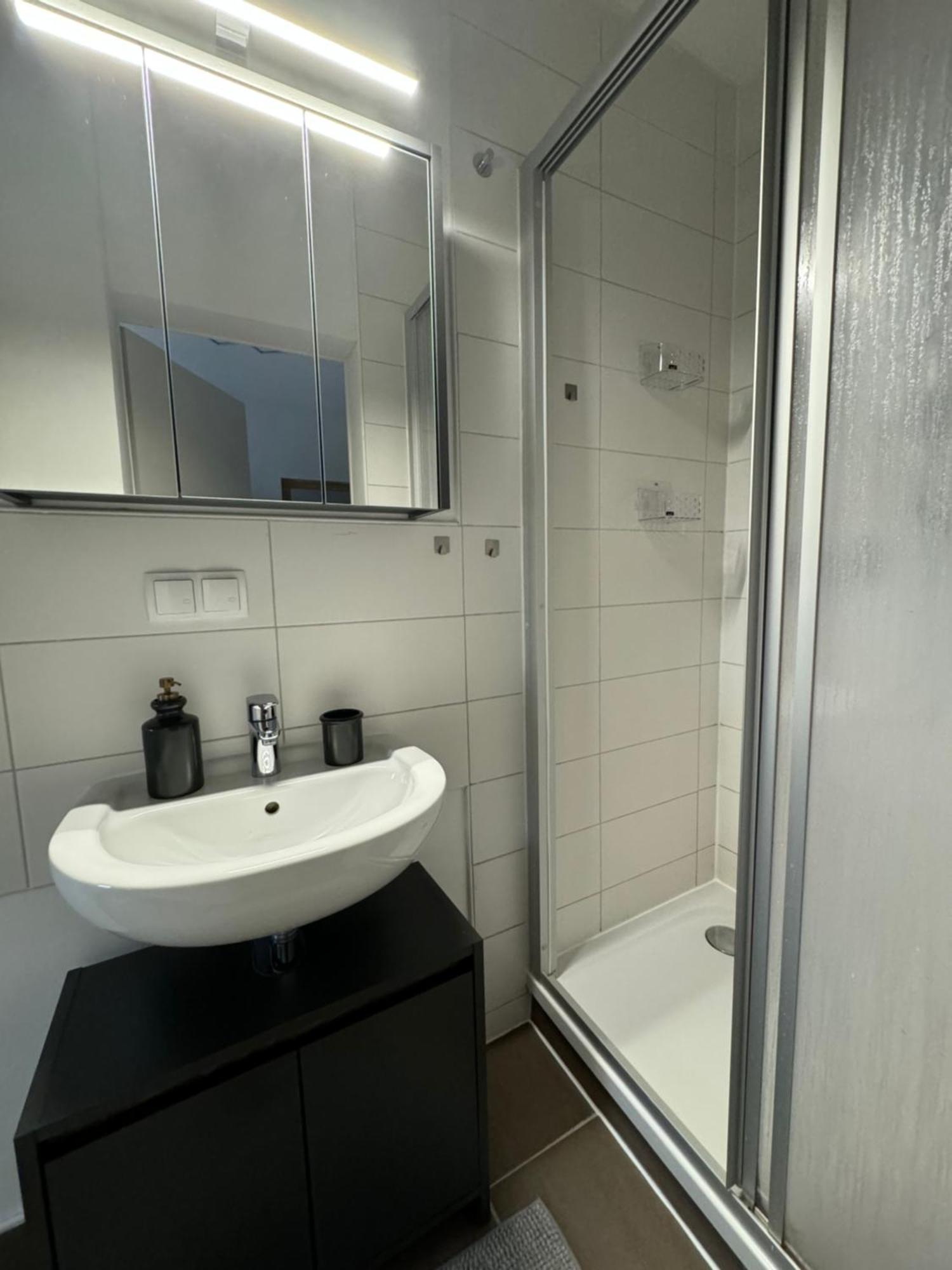 Appartement "Franz" Inklusive Parkplatz Хале Екстериор снимка
